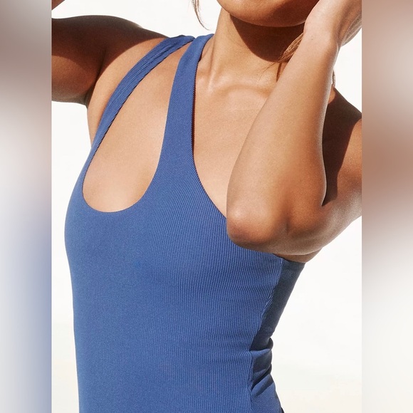 L Space Phoebe One-Shoulder One-Piece Swimsuit - Picture 3 of 3